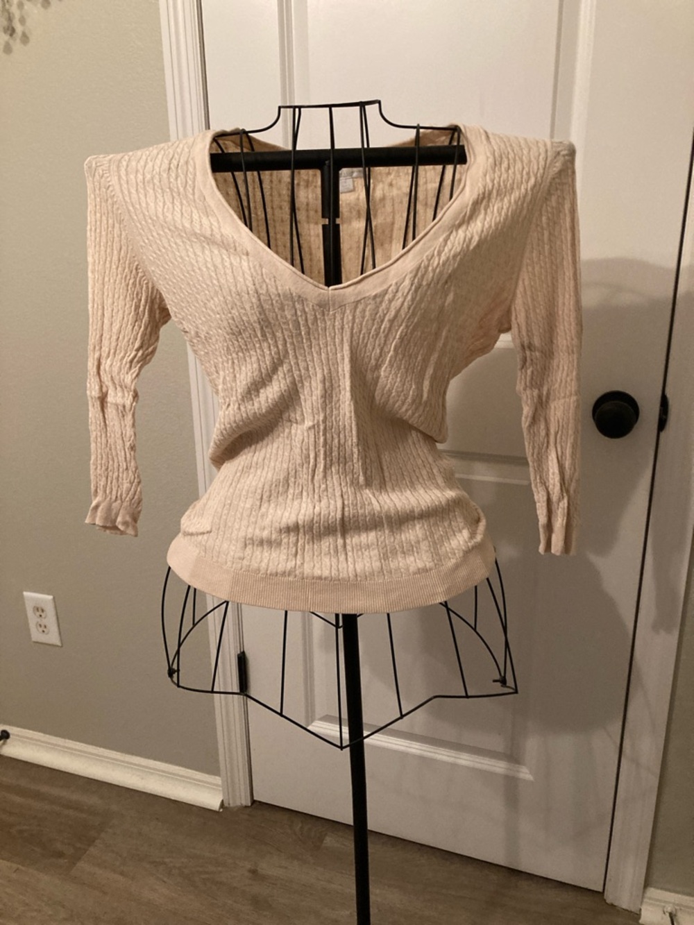 New York & Company Cream Ribbed V-Neck Top